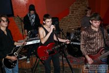 В арт-кафе «Химера» відбувся концерт «Dude Bobr Party #6»