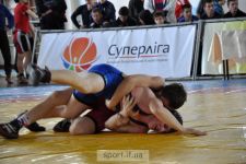 Перший день міжнародного турніру з вільної боротьби в Івано-Франківську