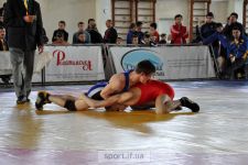 Перший день міжнародного турніру з вільної боротьби в Івано-Франківську