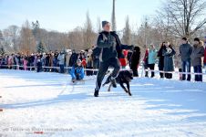 Перегони на собачих упряжках 