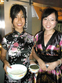 Стажери з  Китаю на Чайній церемонії AIESEC